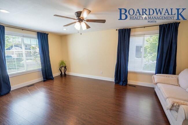 Building Photo - Main-Level 3 Bed / 2 Bath Home in Farmington