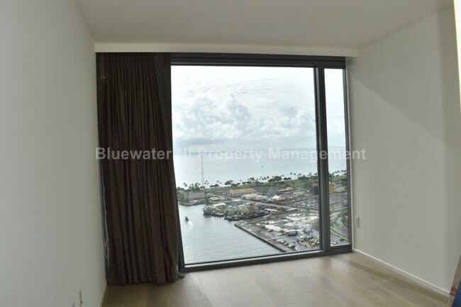Building Photo - Koula 3/3/2, high flr. w/ Ocean & DH Views (Kakaako Area)