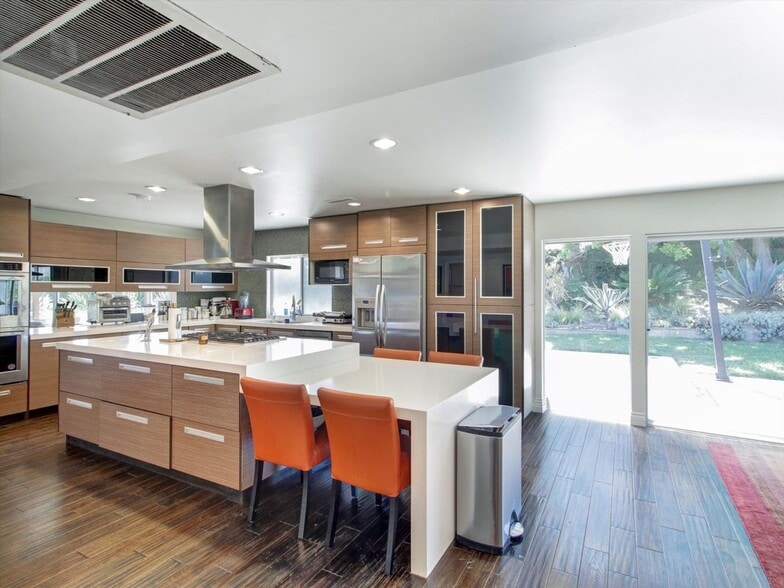 Building Photo - 6763 Radlock Ave