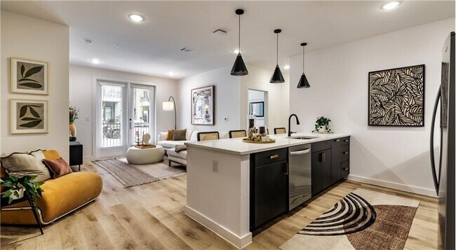 Building Photo - 3900 Berkman Dr