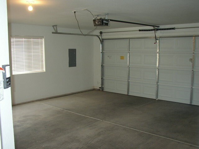 Building Photo - Home for rent in Rainbow Canyon