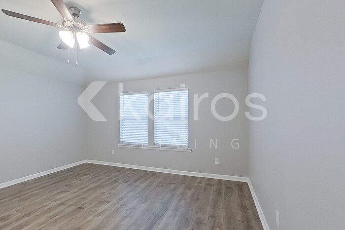 Building Photo - 130 Yardley Ct