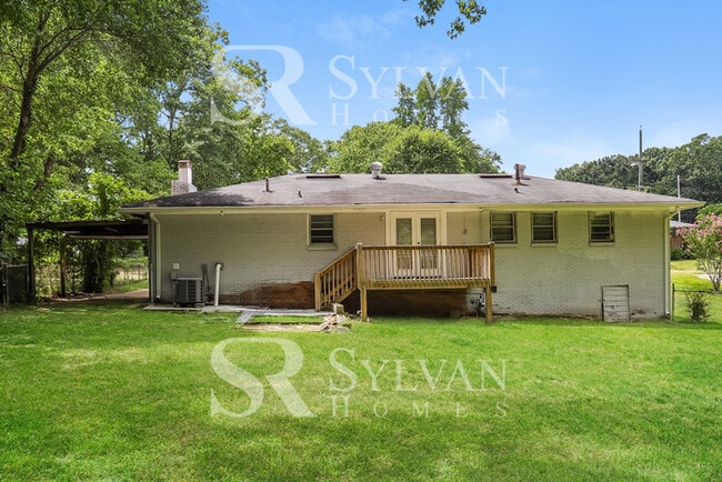 Building Photo - 6111 Thunderwood Rd