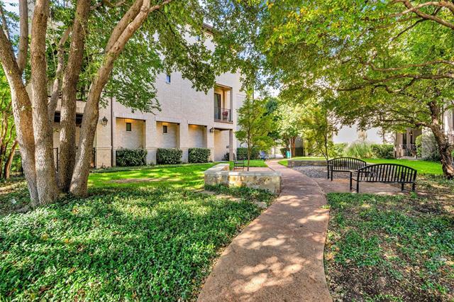 Building Photo - 3835 Cole Ave