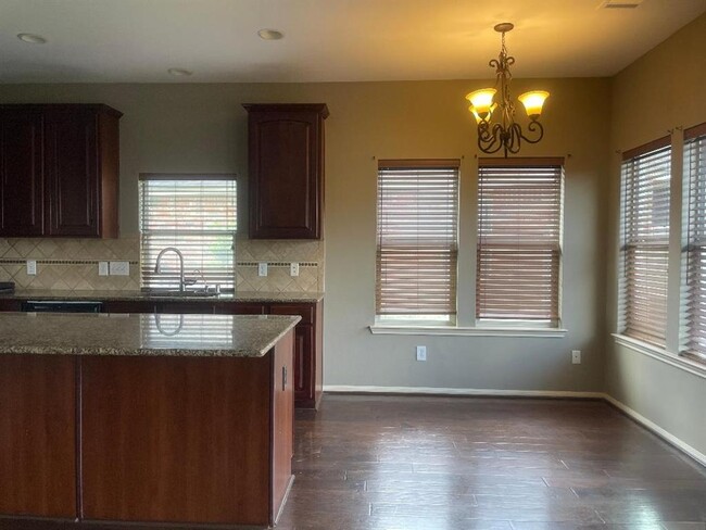 Building Photo - 8303 Kerrington Glen Dr