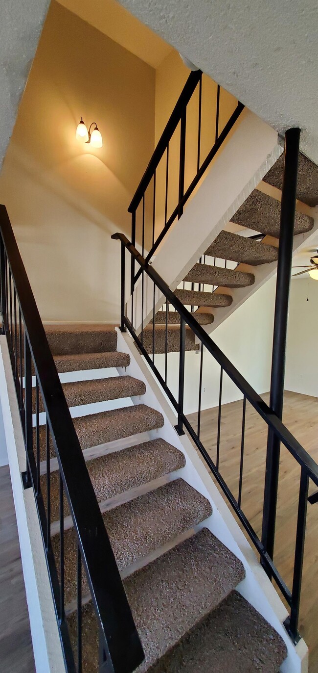 Building Photo - 6825 E Osborn Rd