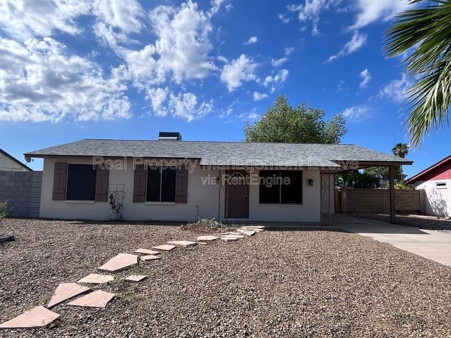 Building Photo - 1535 W Rosemonte Dr