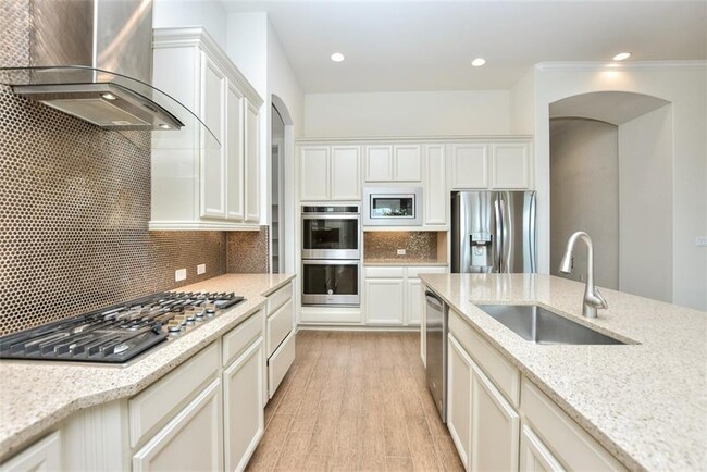 Building Photo - 10604 Lavon Bend
