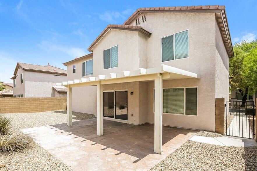 Building Photo - 5325 N Chino Heights St