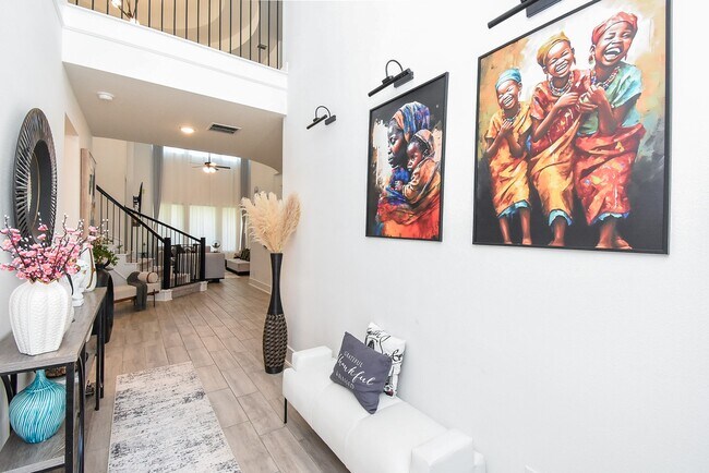 Building Photo - 823 Sarasota Shore Dr