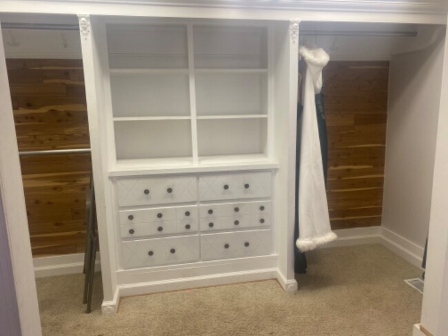 Building Photo - 2621 Lovick Rd