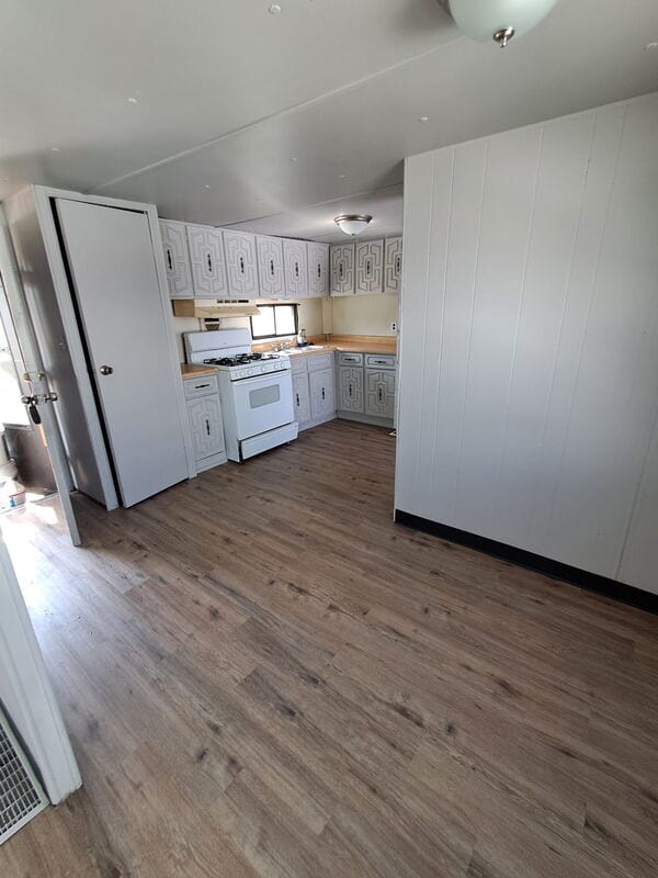 Building Photo - 2303 S Greeley Hwy