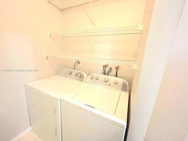 Building Photo - 12263 SW 214 Ln