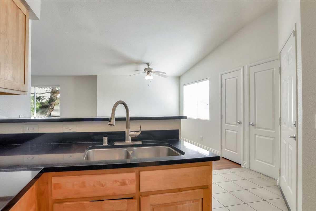 Solana Apartments - 8400 W Charleston Blvd Las Vegas NV 89117 | Apartment  Finder