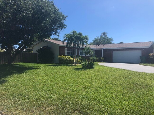 Building Photo - 232 Terrace Shores Dr