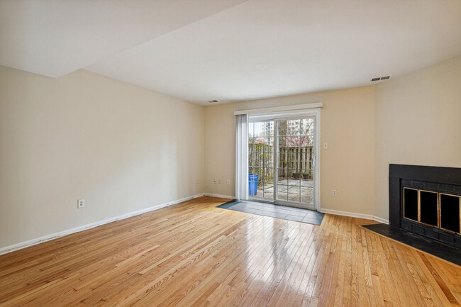 Building Photo - 5407 Grove Ridge Way