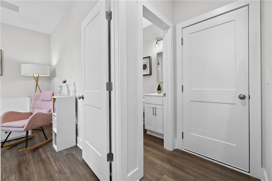 Building Photo - 1336 Breezy St SE