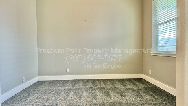 Building Photo - 9477 N Prince William Lp