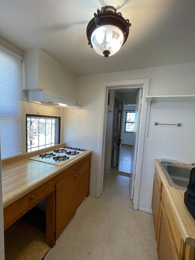 Building Photo - Girard UNM