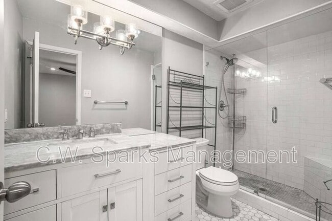 Building Photo - 7615 Woodthrush Dr