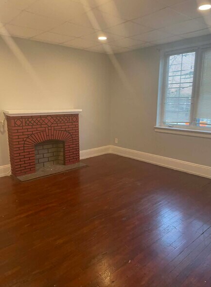 Building Photo - 8417 Bergenline Ave