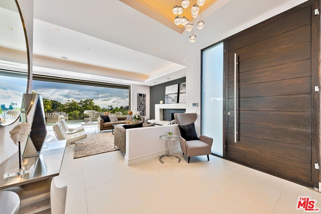 Building Photo - 2030 Talmadge St