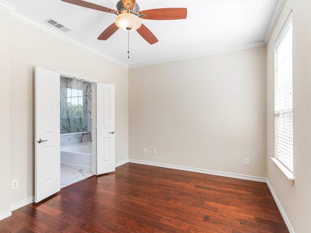 Building Photo - 1020 Texas St