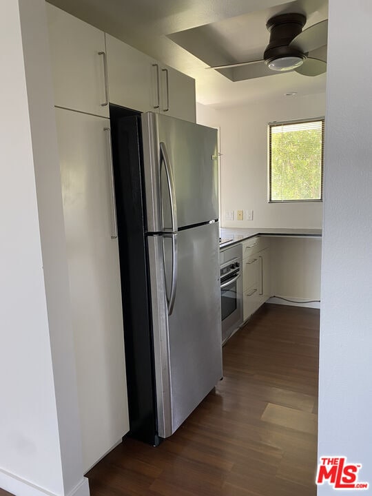 Building Photo - 6465 Kanan Dume Rd