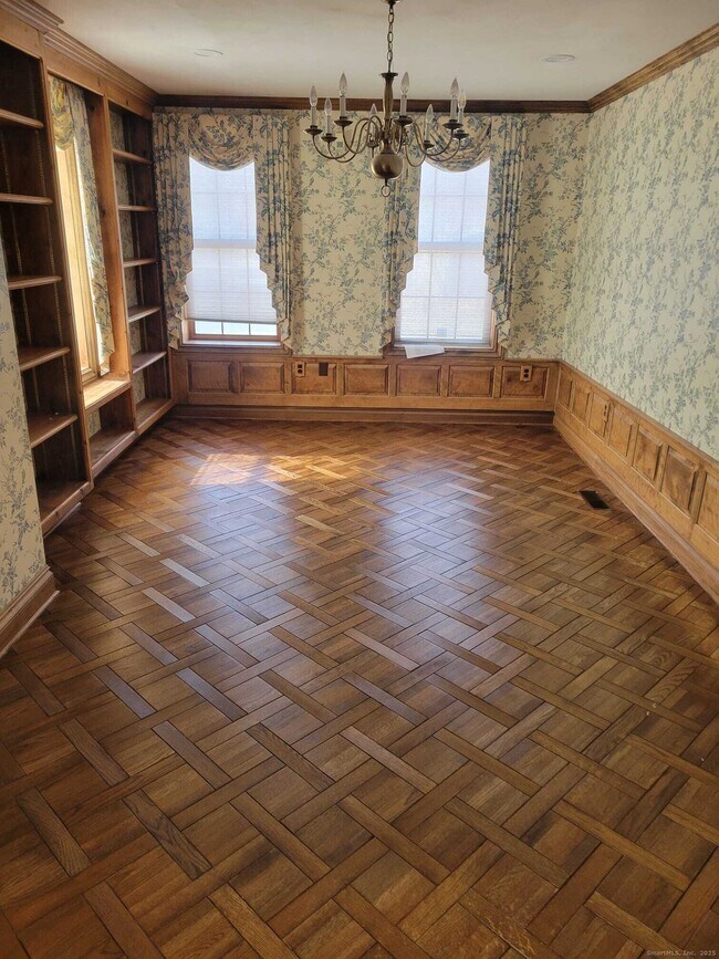 Building Photo - 1 Barristers Ct