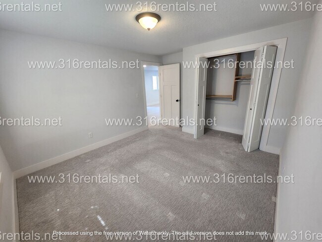 Building Photo - 8739-8741 E Summerside Pl