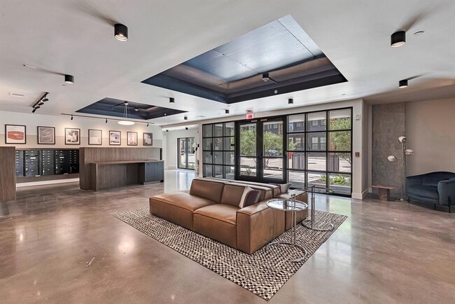 Building Photo - 4315 S Congress Ave