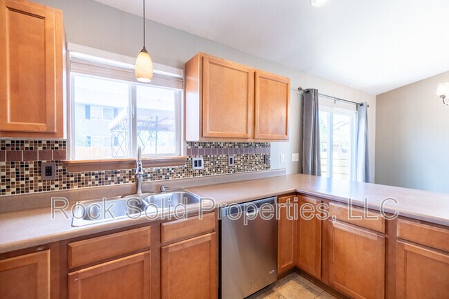 Building Photo - 1113 Banjo Ct