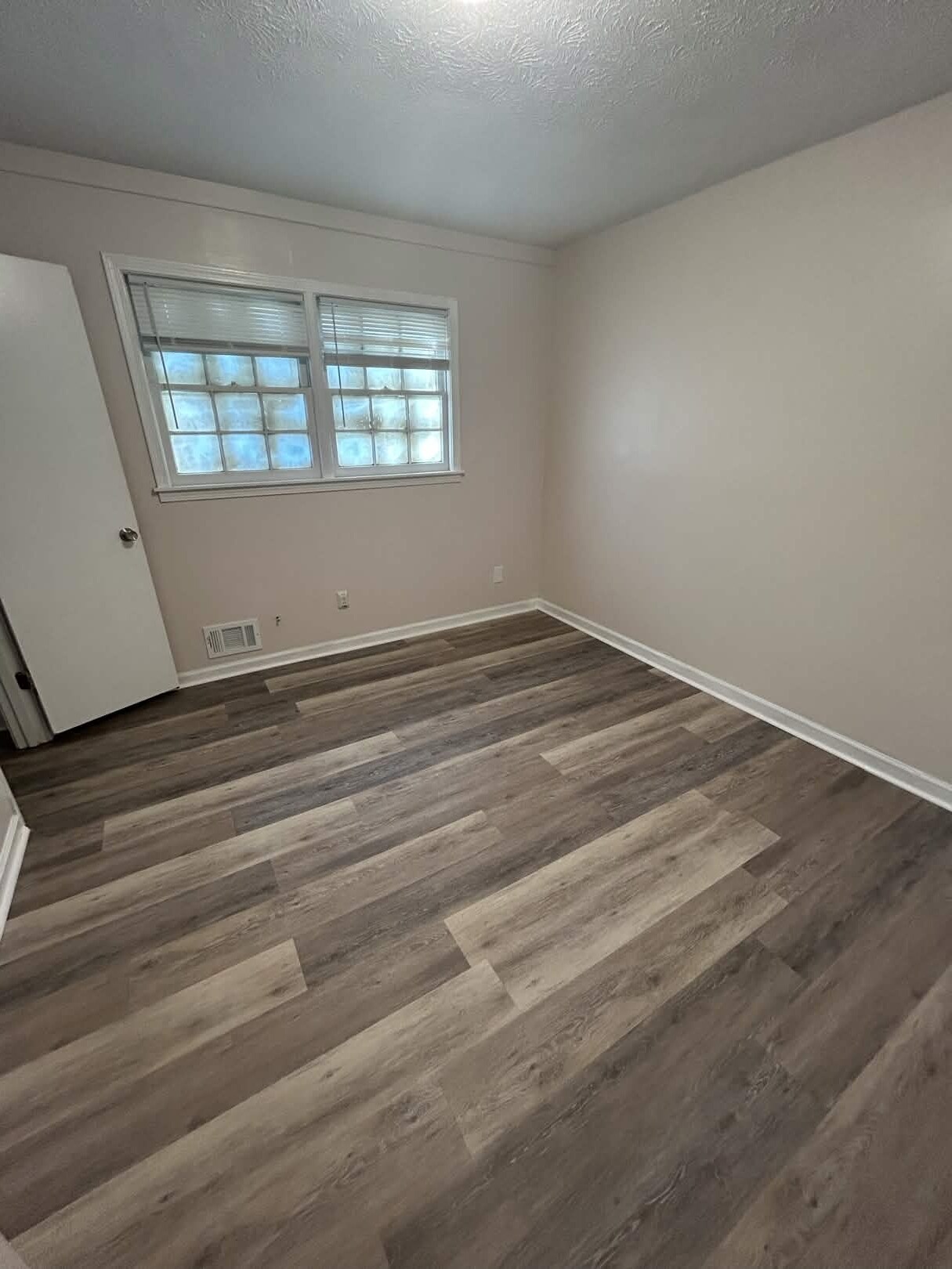 Bedroom 3 - 293 Shelton Woods Ct