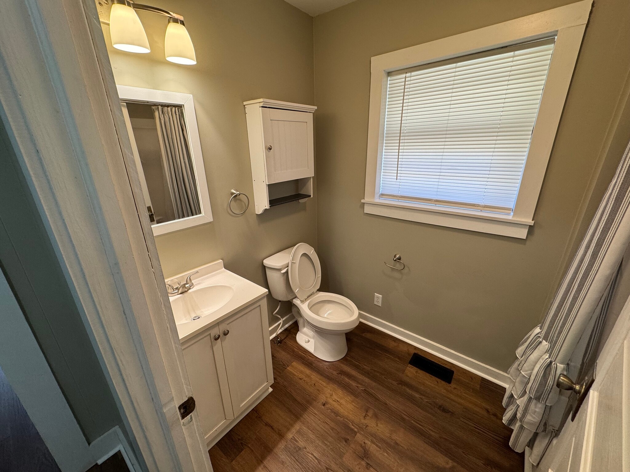 Bathroom - 1906 Dalton Pike SE