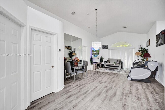 Building Photo - 14049 Skye Terrace