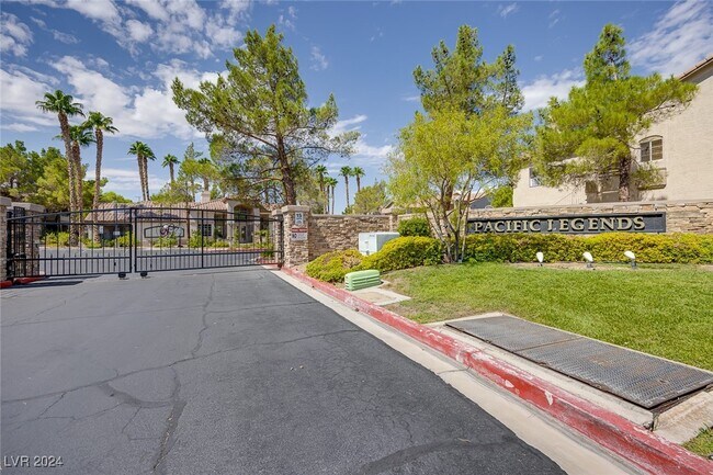 Building Photo - 75 N Valle Verde Dr