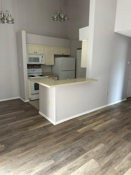 Building Photo - 1225 Bermuda Lakes Ln