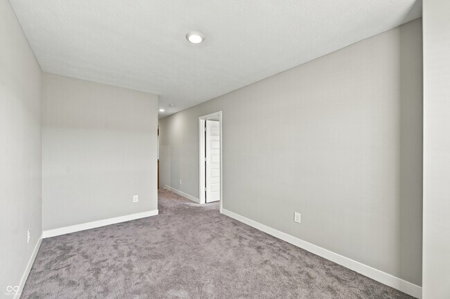 Building Photo - 9599 Beckett St
