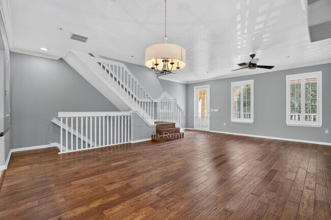 Building Photo - 1383 Chatfield Pl