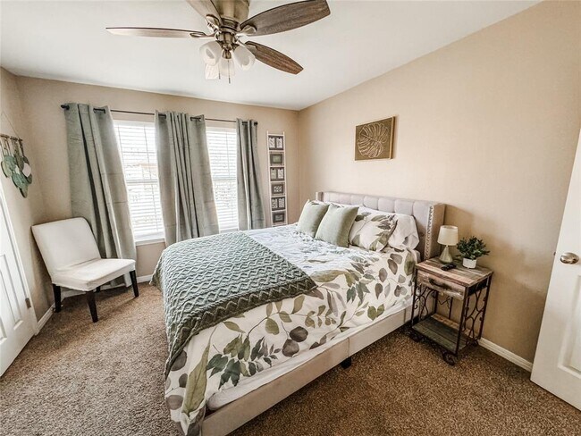 Building Photo - 2109 Spring Hollow Path