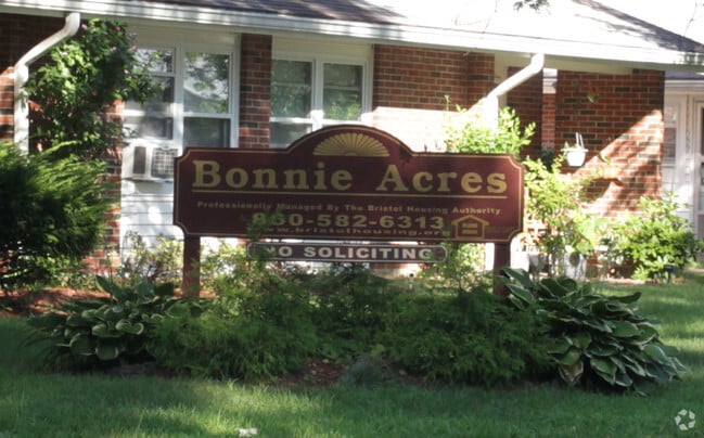Building Photo - Bonnie Acres