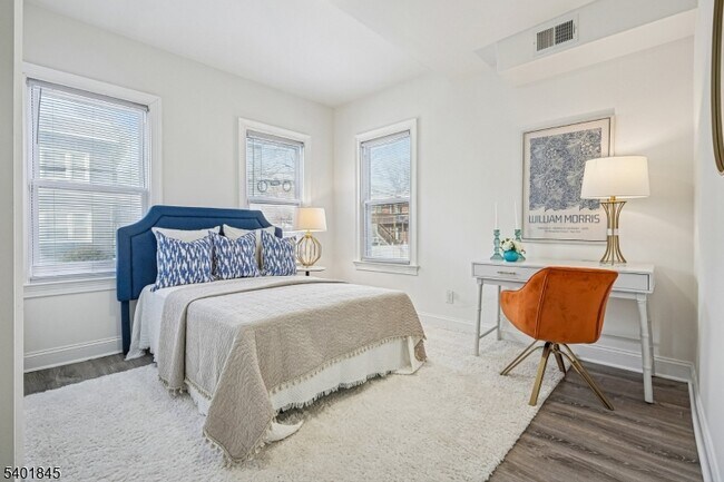 Building Photo - 9 Wheeler St