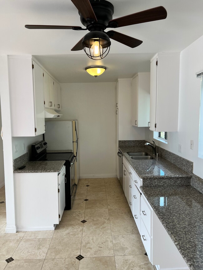 Building Photo - 1417 14th St