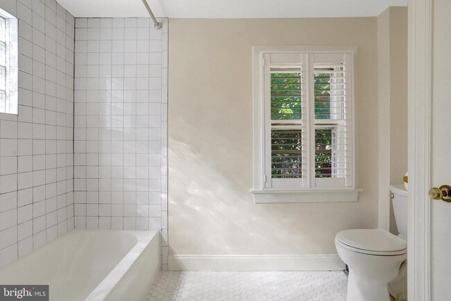 Building Photo - 225 S Payne St