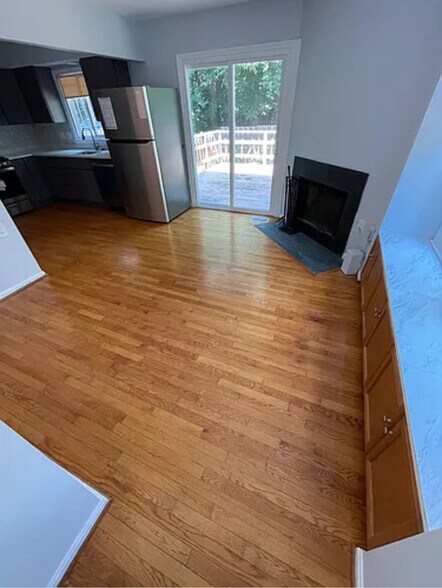 breakfast room/dining - 3034 Hickory Grove Ct