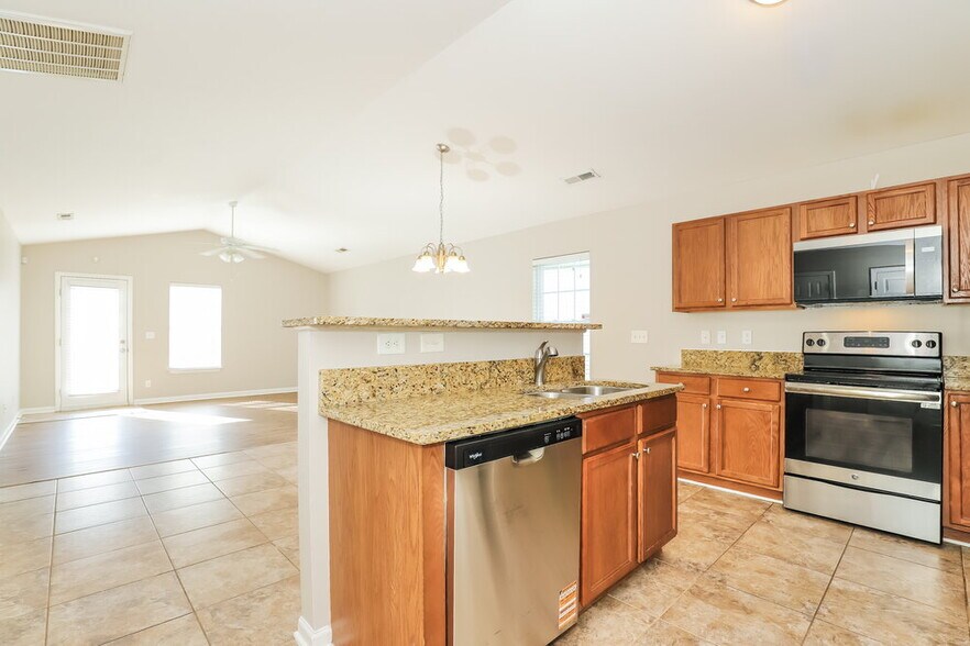 Building Photo - 5056 Hogan Point Ct