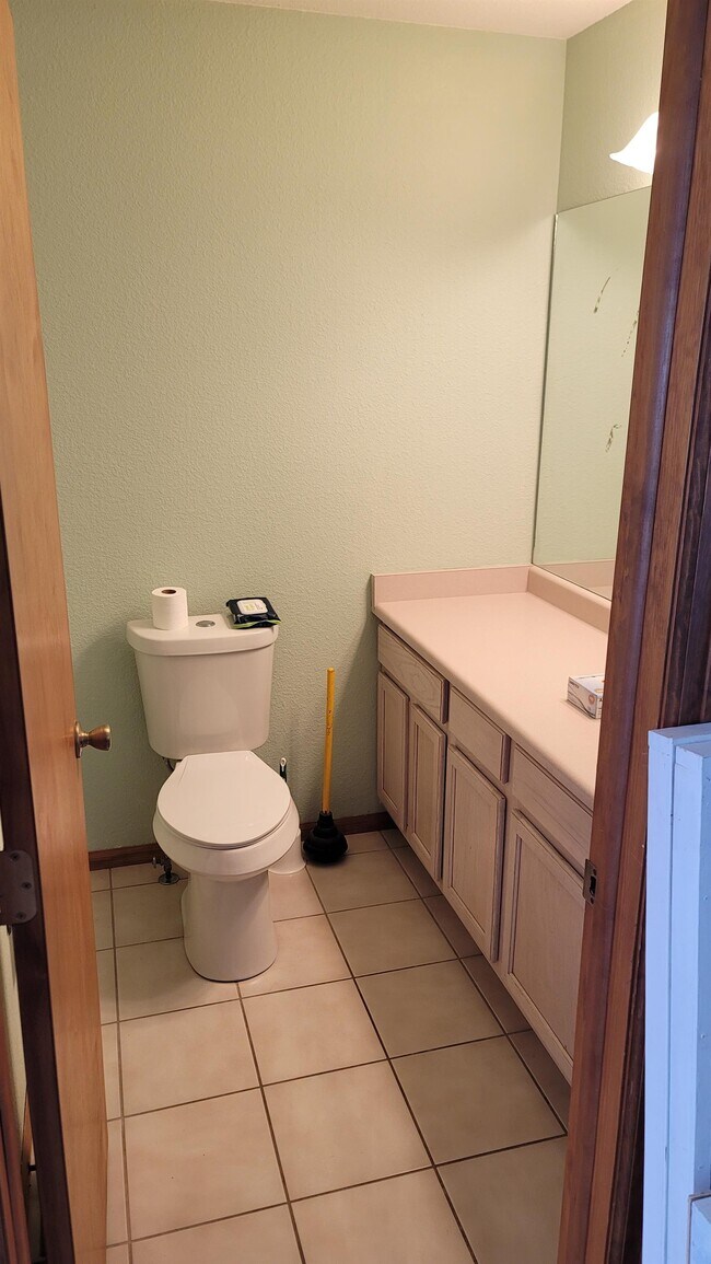 Building Photo - 4555 Sentinel Rock Terrace