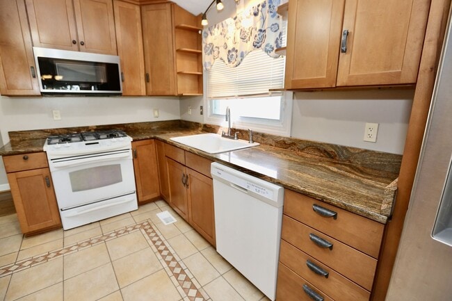 Building Photo - Available 06-22-26! Updated Waterfront Home! Extras Like Workshop & Sunroom, Pet Friendly, Hardwo...