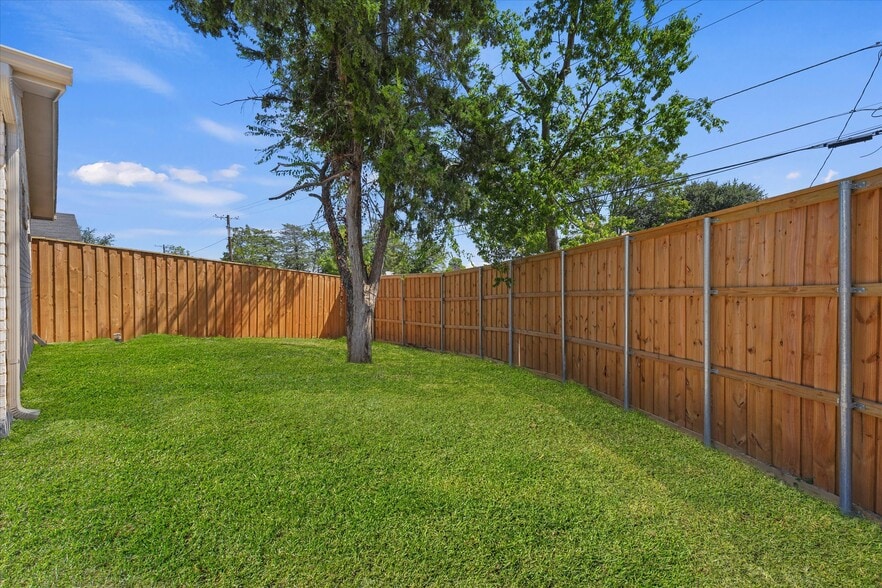 Building Photo - 3763 Wenatche Dr