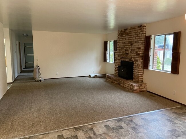 Building Photo - 2808 Harrison Ave